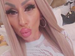 HotBebe69x - female webcam at xLoveCam