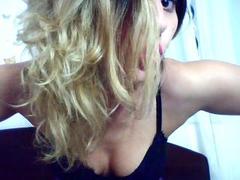 HotEilleen - female with brown hair webcam at xLoveCam