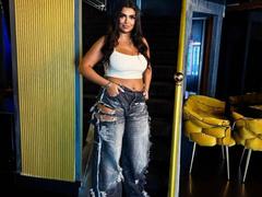 HotKarma - female with black hair and  big tits webcam at xLoveCam