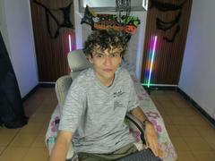 HottLoverForU69 - male webcam at xLoveCam