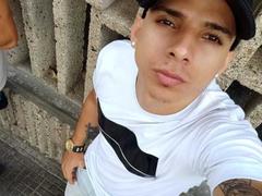 HottLoverGuy69 - male webcam at xLoveCam