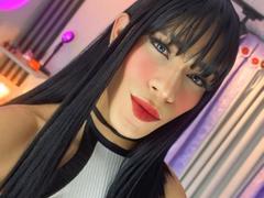 HottestKevin - shemale webcam at xLoveCam