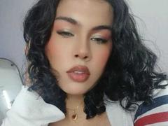 HottieAlii - shemale with black hair and  big tits webcam at xLoveCam