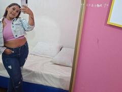 HottieNeedsFun - blond female webcam at xLoveCam