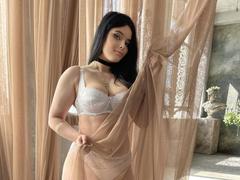 LittleShyyy - female with black hair and  big tits webcam at ImLive