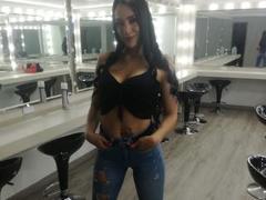 MissyBanger - female with brown hair webcam at ImLive