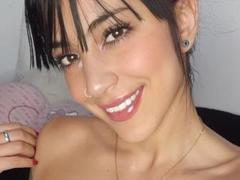 MissyBanger - female with brown hair webcam at ImLive