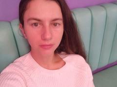 HottyJuli - female webcam at xLoveCam