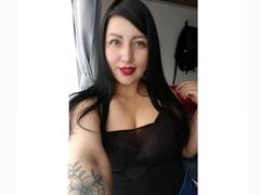 HottyPeck - female with black hair and  big tits webcam at xLoveCam