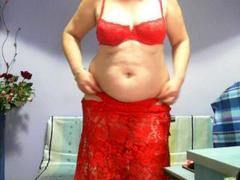 Nennsy40 - female with brown hair and  small tits webcam at ImLive