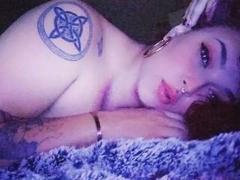 IAmZaylu - female with brown hair and  small tits webcam at xLoveCam