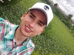 IamSmiith - male webcam at xLoveCam