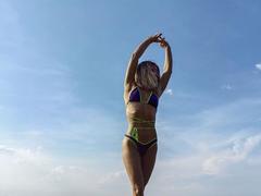 IceMaya - blond female with  big tits webcam at xLoveCam