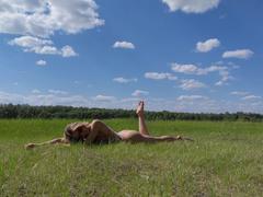 IceMaya - blond female with  big tits webcam at xLoveCam