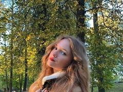 IldaMarcin - blond female with  big tits webcam at xLoveCam
