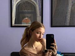 IldaMarcin - blond female with  big tits webcam at xLoveCam