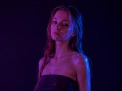 IldaMarcin - blond female with  big tits webcam at xLoveCam