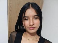 ImmyAllison from xLoveCam