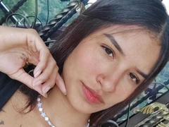 ImmyAllison - female with brown hair and  big tits webcam at xLoveCam