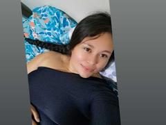 InaraBeki - female with brown hair webcam at xLoveCam