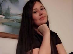 InaraBeki - female with brown hair webcam at xLoveCam
