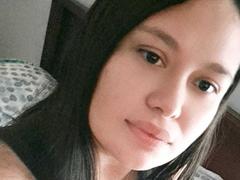 InaraBeki - female with brown hair webcam at xLoveCam