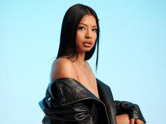 IndianMillion - female with black hair webcam at xLoveCam