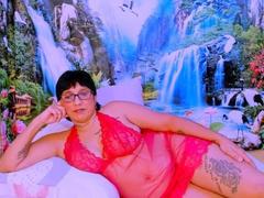 IndianRoxy from xLoveCam