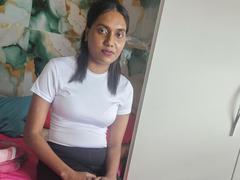 IndianSkies - female with black hair webcam at xLoveCam