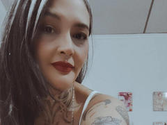 InharaBloom from xLoveCam