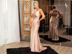 InnaStar - blond female with  big tits webcam at xLoveCam