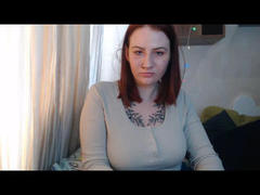 InnocentInna - female with red hair and  big tits webcam at xLoveCam