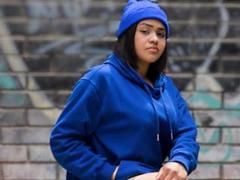 IntiAmor - female with brown hair and  big tits webcam at xLoveCam