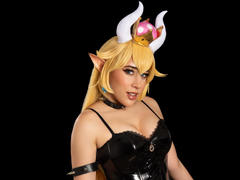 IsabellaYork - female with red hair and  big tits webcam at LiveJasmin