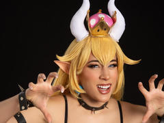 IsabellaYork - female with red hair and  big tits webcam at LiveJasmin