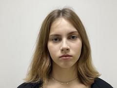 IoneTrosper - female with brown hair webcam at xLoveCam