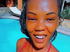 IrahHotie - female webcam at xLoveCam