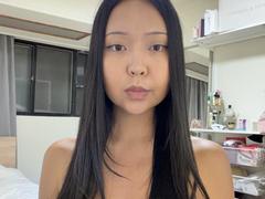 IrisDommer - female with brown hair webcam at xLoveCam