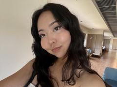 IrisDommer - female with brown hair webcam at xLoveCam