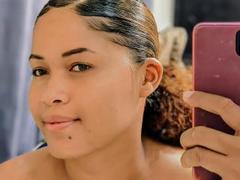 IrisI69 from xLoveCam