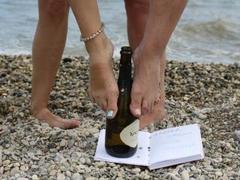 Ozzy_Helen - female with black hair webcam at ImLive