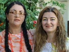 Ozzy_Helen - female with black hair webcam at ImLive