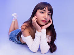 IrisVelvet - female with black hair webcam at LiveJasmin