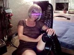 IrunchaArt - blond female with  small tits webcam at xLoveCam