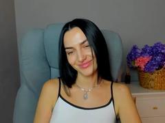 IsaBlage from xLoveCam