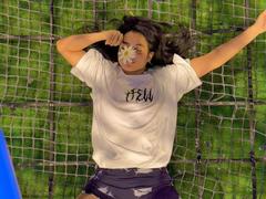 IsaBlue from xLoveCam