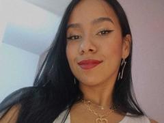 IsaHale from LiveJasmin