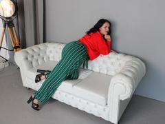 IsabelBlackberry - female with brown hair and  big tits webcam at xLoveCam