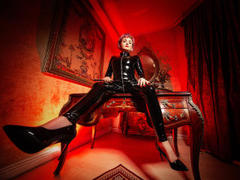 IssabelaBella - blond female with  small tits webcam at LiveJasmin