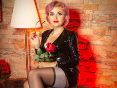 IssabelaBella - blond female with  small tits webcam at LiveJasmin